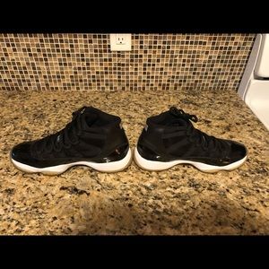 Jordan 11 XI Space Jam Sz 10